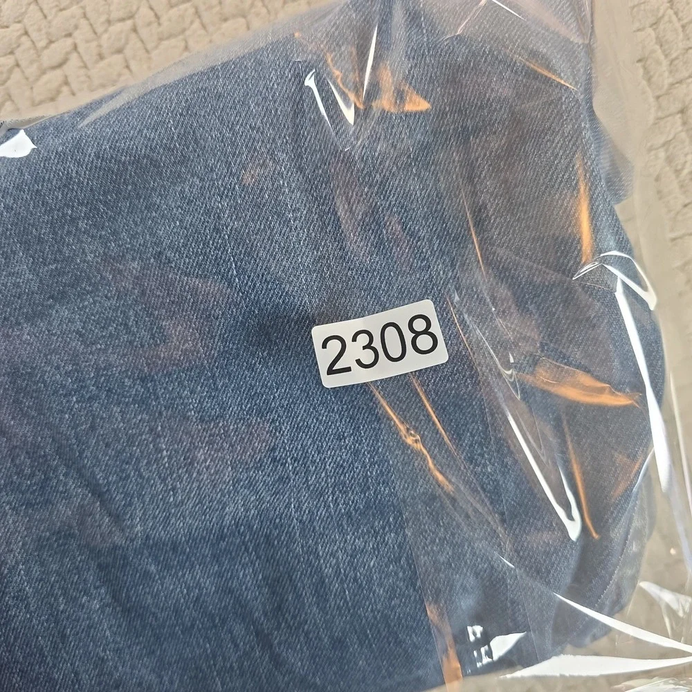 Levis 505 Regular Fit Jeans Mens 38x30 Medium Wash Blue Straight Leg Denim Y2K